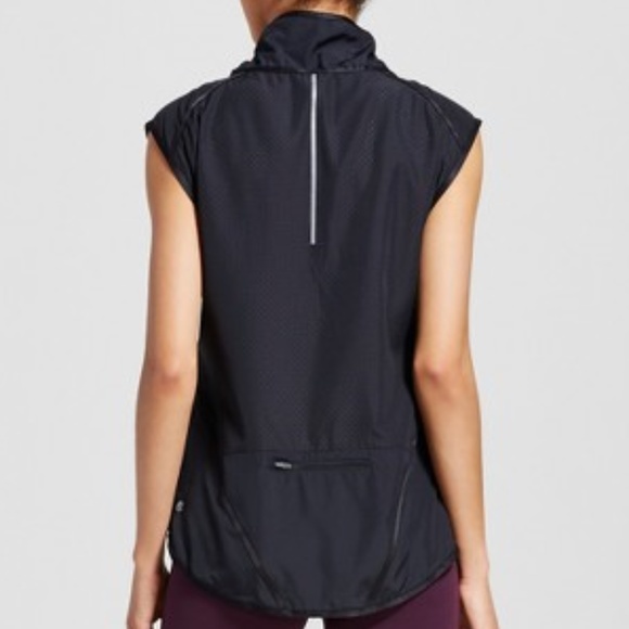 🚴C9 Champion-Weather Run Activewear Vests - Picture 2 of 2